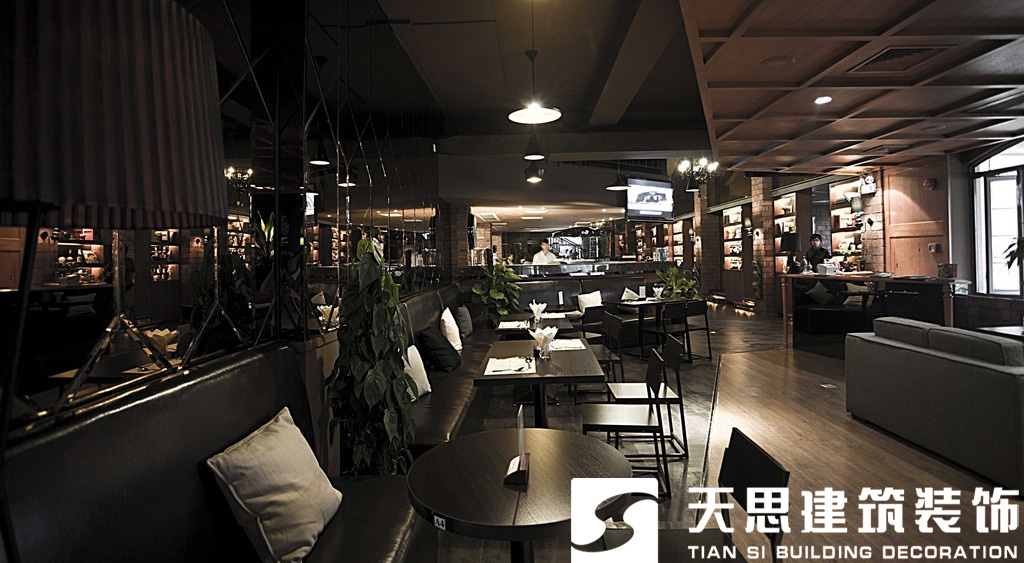<a href=http://m.hhf034.cn/anli/ target=_blank class=infotextkey>合肥工裝</a>公司